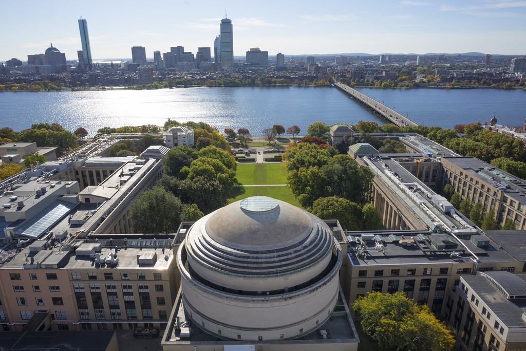 Massachusetts Institute of Technology (MIT)